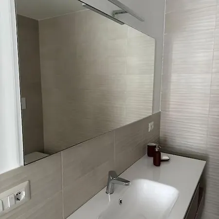 Puglia Apartment! Nuova Costruzione Centro דירה בארי
