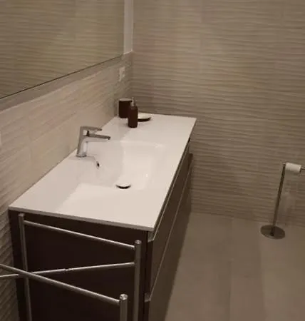 Puglia Apartment! Nuova Costruzione Centro バーリ