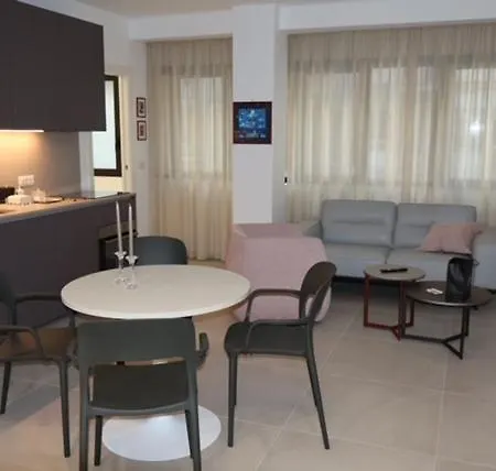 Διαμέρισμα Puglia Apartment! Nuova Costruzione Centro Μπάρι